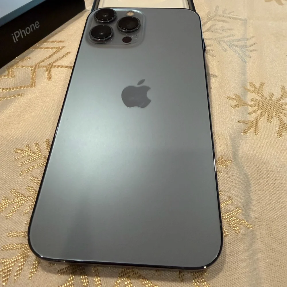 Apple iPhone - Sierra Blue